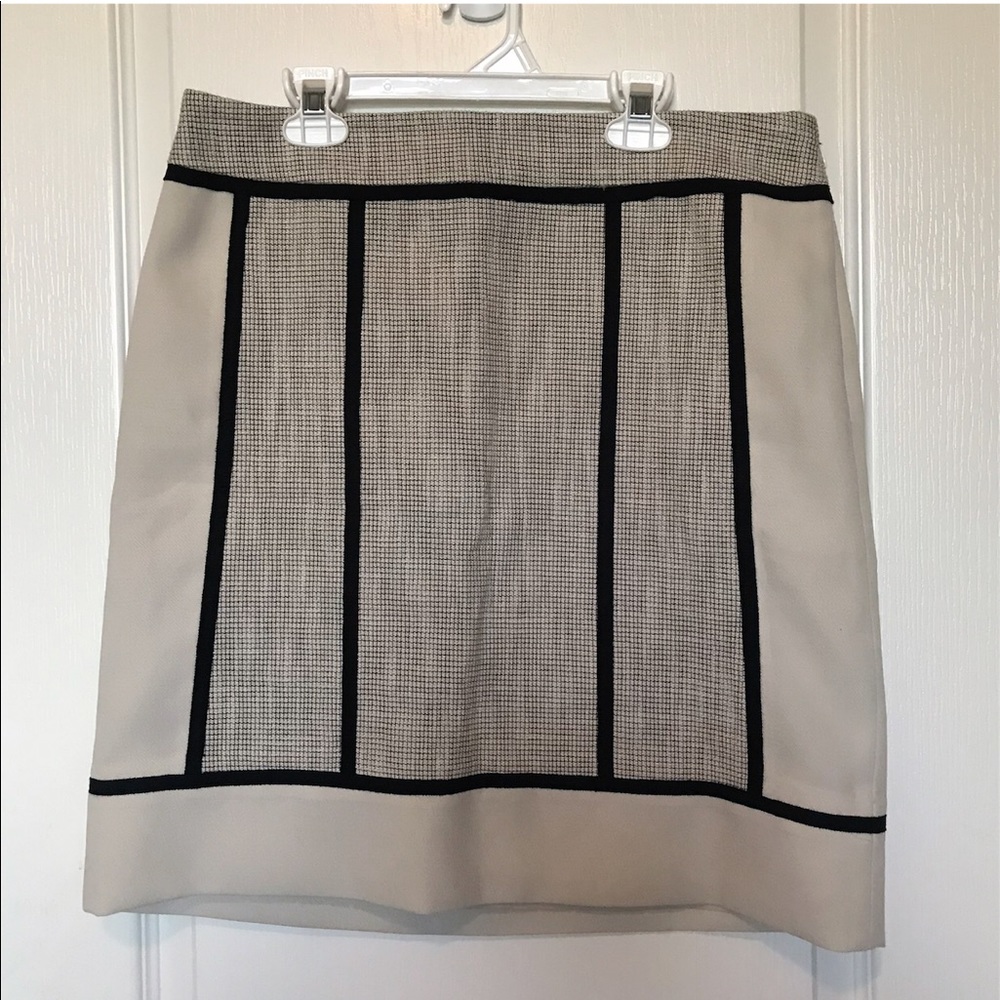 Ann Taylor Tan and Black Career Skirt